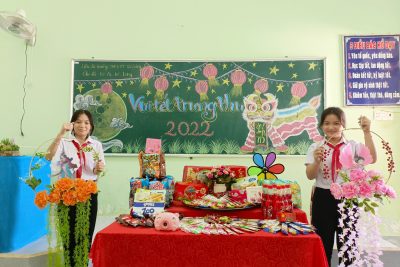 VUI HỘI TRĂNG RẰM