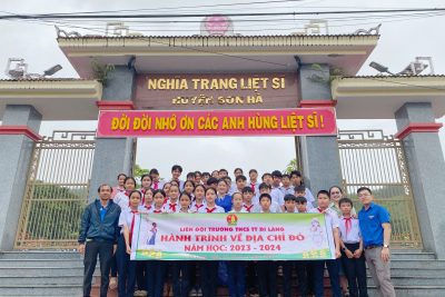 LIÊN ĐỘI TỔ CHỨC HOẠT ĐỘNG ĐẾN VỚI ĐỊA CHỈ ĐỎ